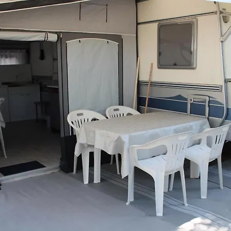 Ps-caravaning Auf Union Lido - Wohnwagenvermietung