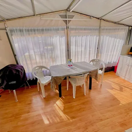 Ps-caravaning Auf Union Lido - Wohnwagenvermietung Camping *